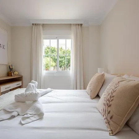 Apartment Marbella With Private Pool , 200M Away From The Beach * Marbella